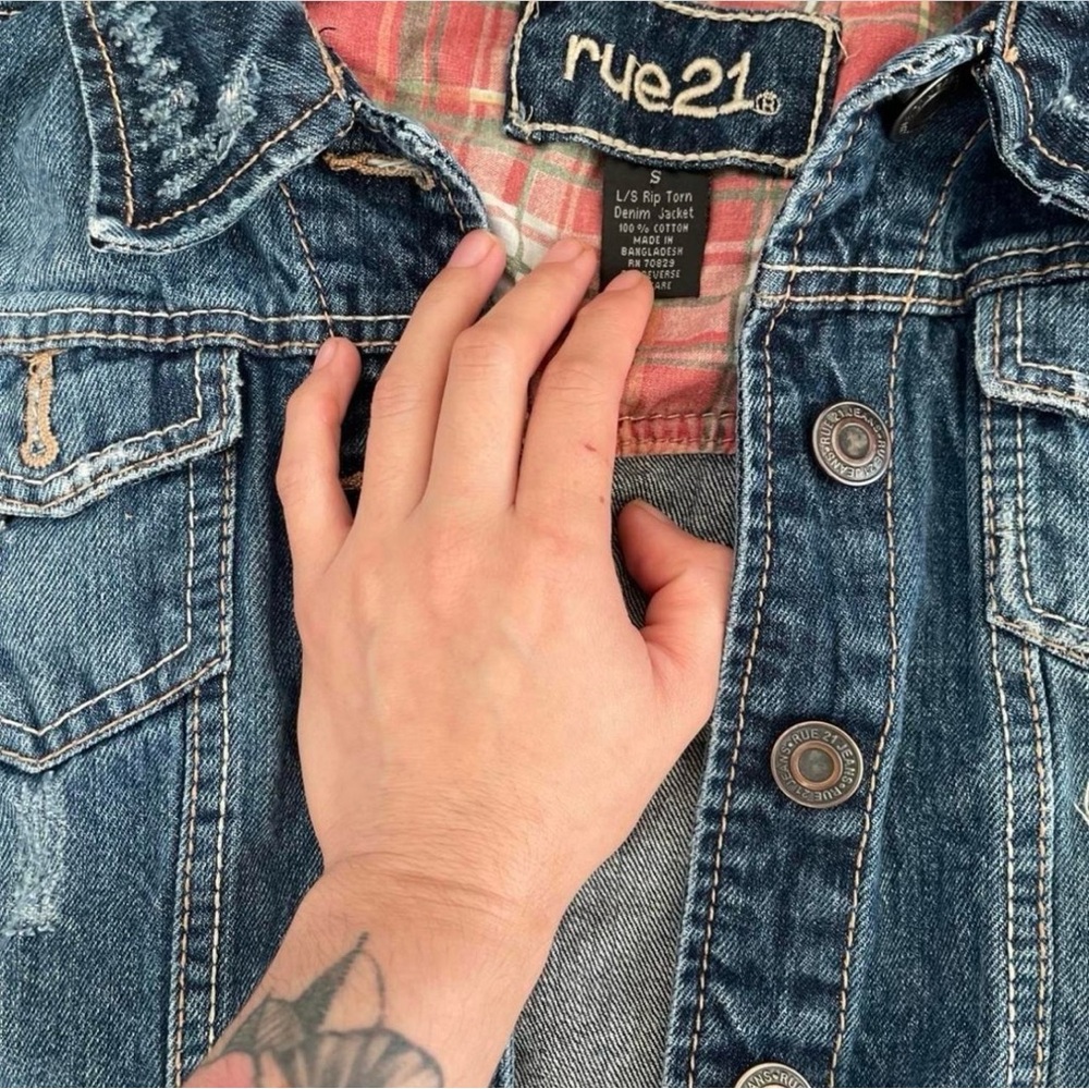 Jean Jacket - Picture 3 of 4